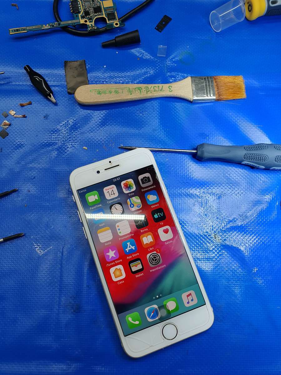 8 Diagnostica su iPhone 7 in bootloop