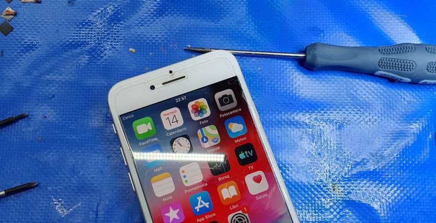 8 Diagnostica su iPhone 7 in bootloop